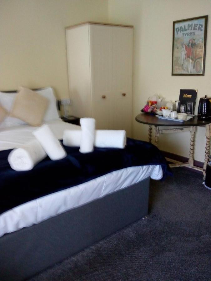 The Kings Arms Inn Stratton  Zewnętrze zdjęcie