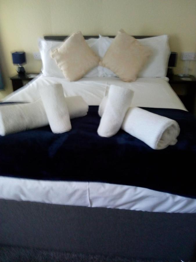The Kings Arms Inn Stratton  Zewnętrze zdjęcie