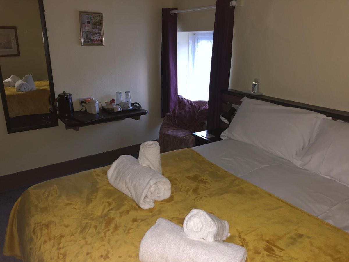 The Kings Arms Inn Stratton  Zewnętrze zdjęcie